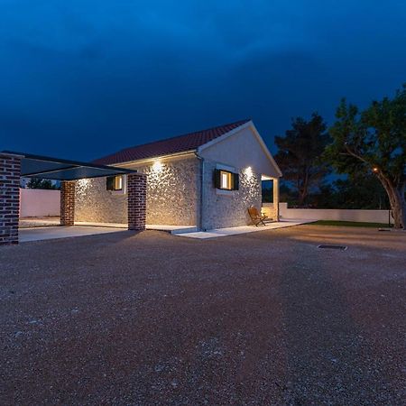 Holiday Home Figurica Новиград-Далмация Экстерьер фото